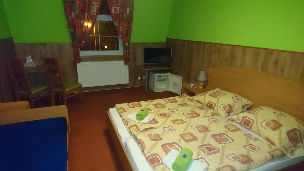 Pension Rybarska Basta Jablonec nad Nisou Exterior photo